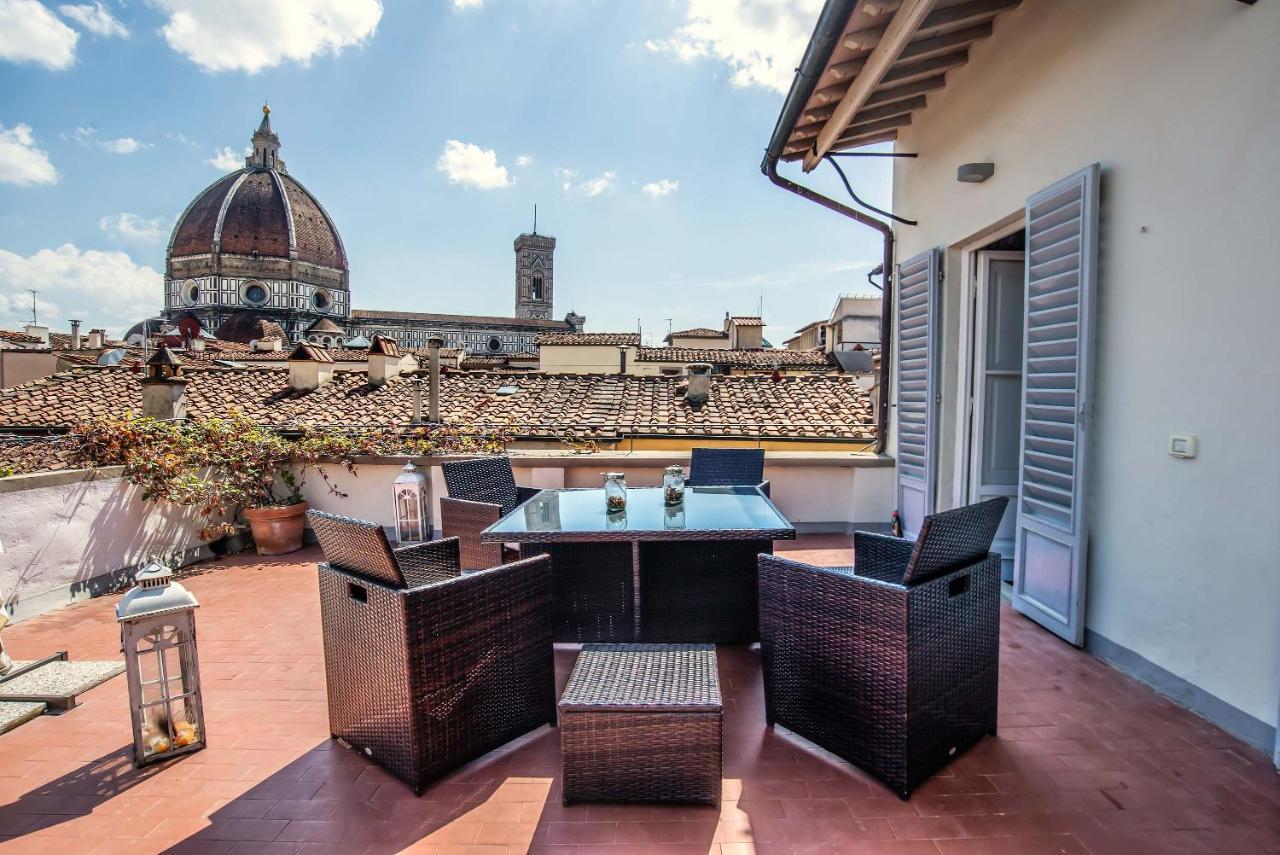 フィレンツェPenthouse With Big Terrace Duomo Viewアパートメント エクステリア 写真